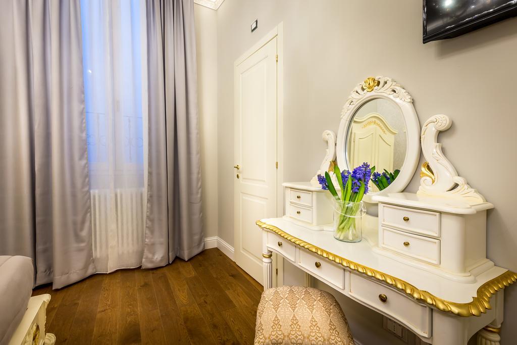 Relais Twelve B&B Florencia Exterior foto