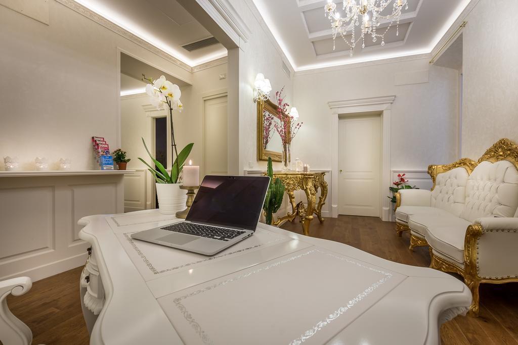 Relais Twelve B&B Florencia Exterior foto